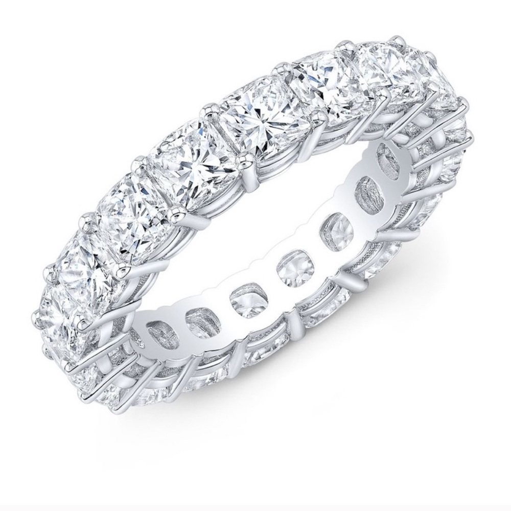 18k 3ct Cushion Eternity Band